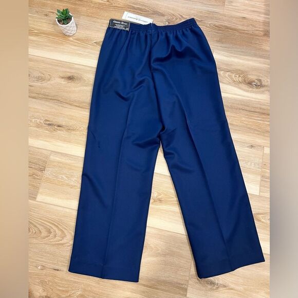 ALFRED DUNNER Women’s In The Navy Classic Fit Pants Size 10P - Picture 2 of 6